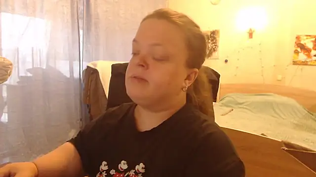 Janiffer MiMi online show from December 16, 2024, 12:16 pm