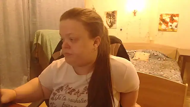 Janiffer MiMi online show from February 7, 2025, 7:17 pm