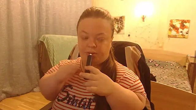 Janiffer MiMi online show from February 23, 2025, 6:12 pm