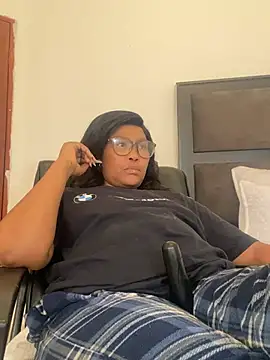 BADFATASS85 online show from December 15, 2024, 12:06 pm