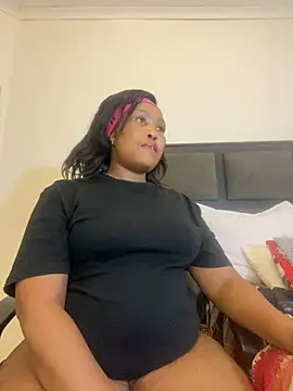 BADFATASS85 online show from December 18, 2024, 10:24 pm
