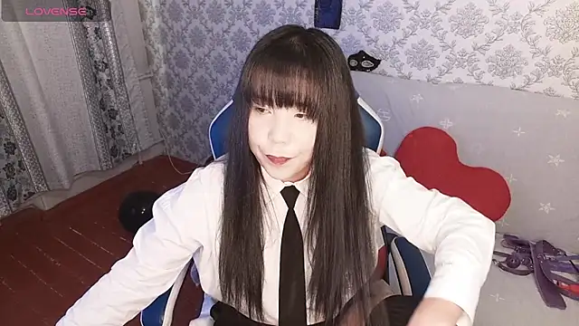 MissValday online show from November 6, 2025, 5:19 am