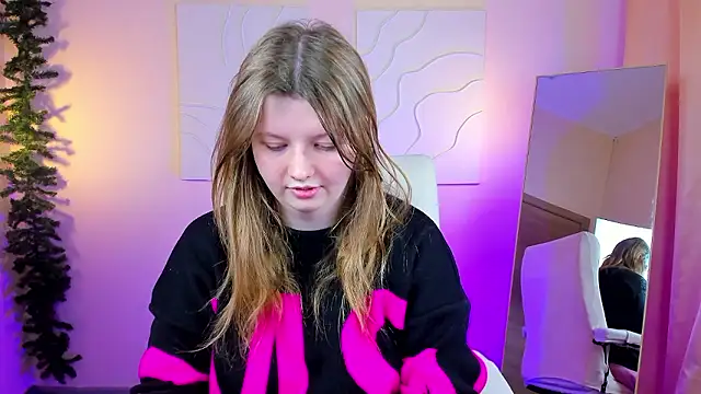 Vivian cutie online show from December 2, 2024, 3:36 pm