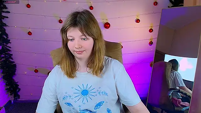 Vivian cutie online show from December 20, 2024, 3:21 pm