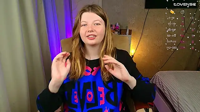 Snapshot of Vivian_cutie chatting on September 25, 2025, 4:21 pm Vivian cutie online show from September 25, 2025, 4:21 pm