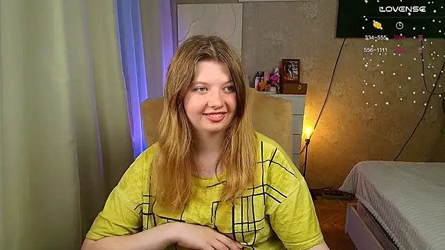 Snapshot of Vivian_cutie chatting on October 3, 2025, 3:31 pm Vivian cutie online show from October 3, 2025, 3:31 pm