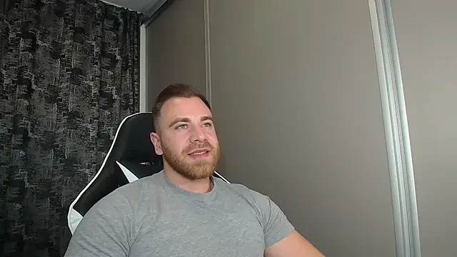 Thori92 online show from November 6, 2025, 6:53 pm