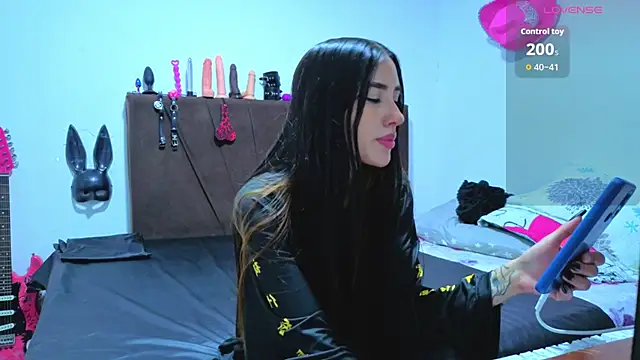 Snapshot of I_am_kim chatting on March 15, 2026, 2:28 am I am kim online show from March 15, 2026, 2:28 am