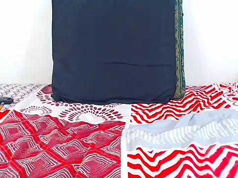 jeancarloscum12 online show from October 3, 2025, 9:45 pm