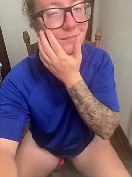 Snapshot of Lizzyloo chatting on October 8, 2025, 12:41 am Lizzyloo online show from October 8, 2025, 12:41 am