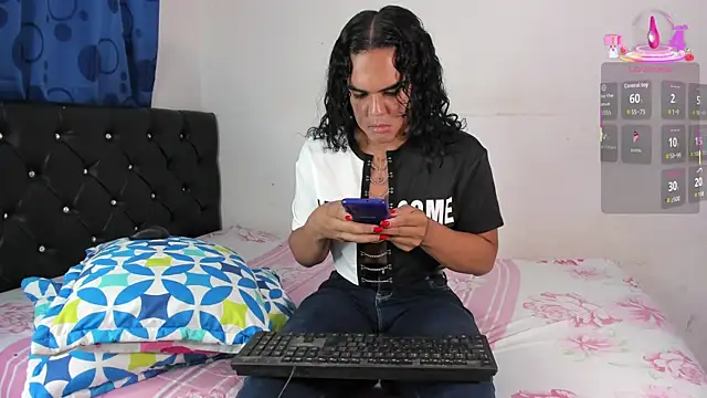 Snapshot of meelisaa chatting on September 21, 2025, 8:10 pm meelisaa online show from September 21, 2025, 8:10 pm