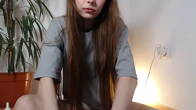 Snapshot of Michelle_Melnss chatting on December 5, 2024, 8:22 am Michelle Melnss online show from December 5, 2024, 8:22 am