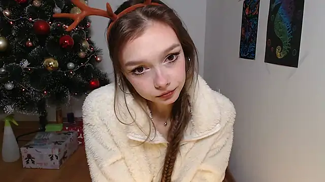 Snapshot of Michelle_Melnss chatting on December 26, 2024, 3:06 am Michelle Melnss online show from December 26, 2024, 3:06 am