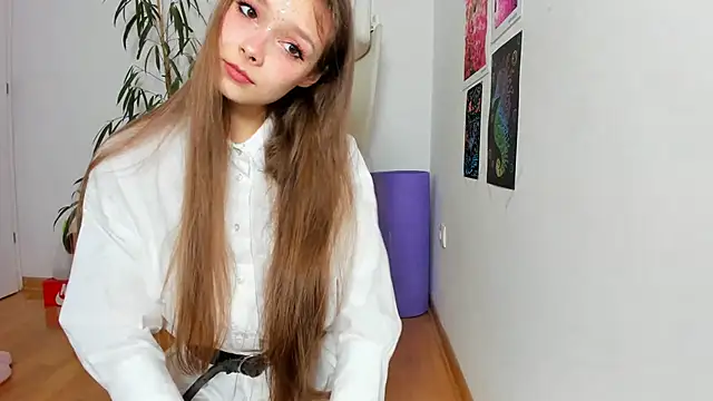 Snapshot of Michelle_Melnss chatting on March 2, 2025, 10:48 pm Michelle Melnss online show from March 2, 2025, 10:48 pm