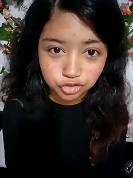 Peach Girll online show from October 16, 2025, 11:11 am