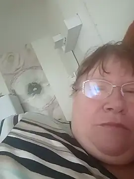 Mirra Key online show from February 7, 2026, 1:48 pm