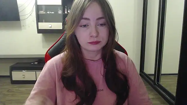 Laralianna online show from February 8, 2025, 9:15 pm