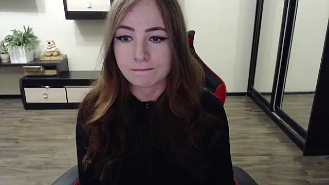 Laralianna online show from September 22, 2025, 11:45 am