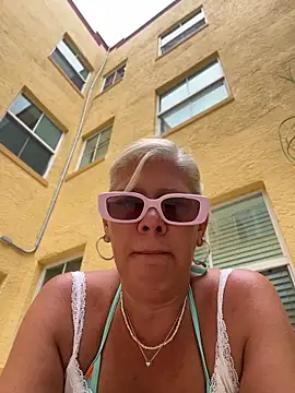 Lexi Shocker online show from July 25, 2026, 2:36 pm