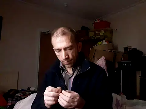 Snapshot of theSmallest-dick chatting on December 17, 2024, 4:53 pm theSmallest-dick online show from December 17, 2024, 4:53 pm