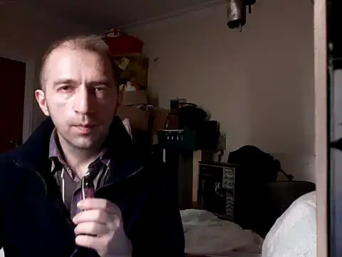 Snapshot of theSmallest-dick chatting on December 17, 2024, 7:59 pm theSmallest-dick online show from December 17, 2024, 7:59 pm