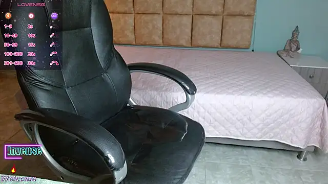 Barbiegomez online show from March 22, 2025, 3:41 am