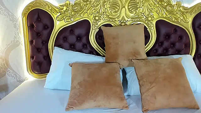 Snapshot of Dulce_26_ chatting on October 8, 2025, 5:10 pm Dulce 26  online show from October 8, 2025, 5:10 pm