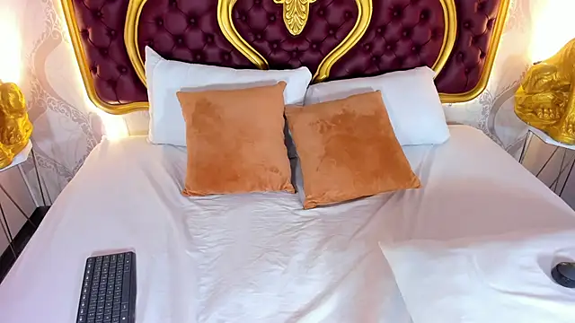 Snapshot of Dulce_26_ chatting on October 14, 2025, 5:03 pm Dulce 26  online show from October 14, 2025, 5:03 pm