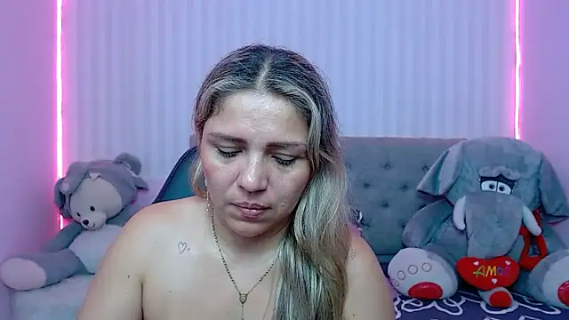 Snapshot of cum_bigass chatting on February 9, 2025, 3:23 pm cum bigass online show from February 9, 2025, 3:23 pm