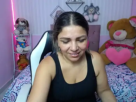 Snapshot of cum_bigass chatting on September 26, 2025, 12:20 pm cum bigass online show from September 26, 2025, 12:20 pm