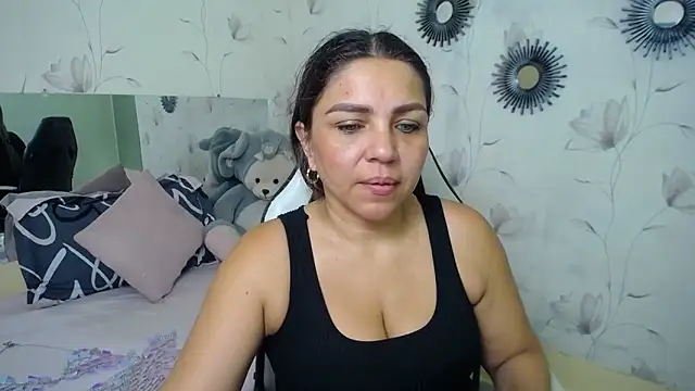 Snapshot of cum_bigass chatting on October 18, 2025, 11:55 am cum bigass online show from October 18, 2025, 11:55 am