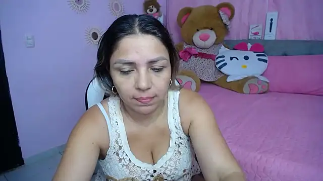 Snapshot of cum_bigass chatting on October 30, 2025, 12:28 pm cum bigass online show from October 30, 2025, 12:28 pm