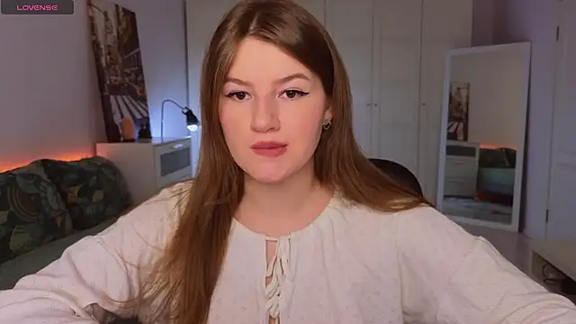 Snapshot of alwaysfrida chatting on December 4, 2025, 12:36 pm alwaysfrida online show from December 4, 2025, 12:36 pm