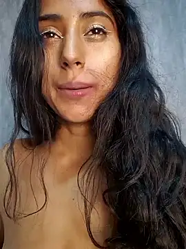 Valentinne z online show from February 14, 2025, 12:14 pm