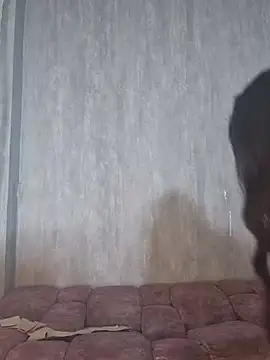 Snapshot of Valentinne_z chatting on November 13, 2025, 11:58 pm Valentinne z online show from November 13, 2025, 11:58 pm