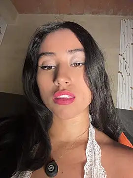 Valentinne z online show from May 12, 2026, 11:57 pm