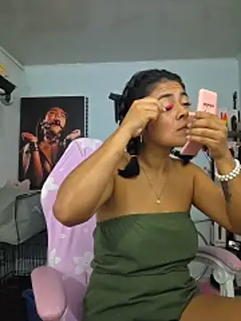 Hannah-grace online show from November 5, 2025, 1:00 pm