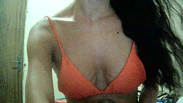 AlexiaDuucan online show from December 12, 2024, 6:10 pm