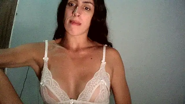 AlexiaDuucan online show from January 16, 2025, 6:59 pm