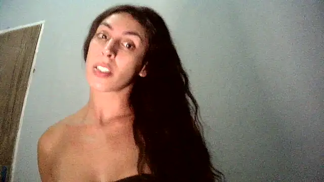 AlexiaDuucan online show from January 17, 2025, 4:47 pm