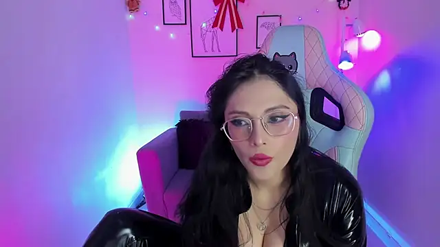 Kyomi chang online show from December 14, 2024, 4:09 pm