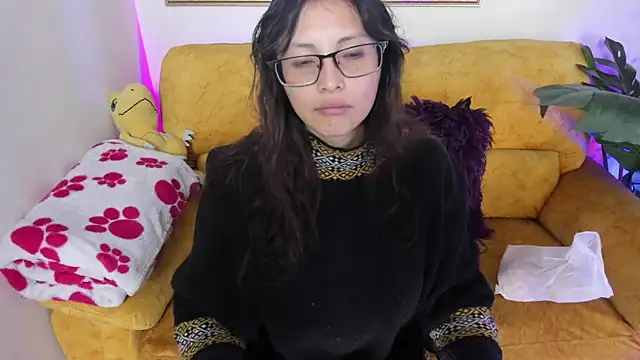 Kyomi chang online show from June 15, 2026, 12:29 pm
