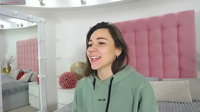 Edenne online show from February 27, 2025, 7:34 am