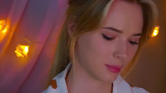 Snapshot of GentleRossi chatting on January 16, 2025, 12:23 am GentleRossi online show from January 16, 2025, 12:23 am