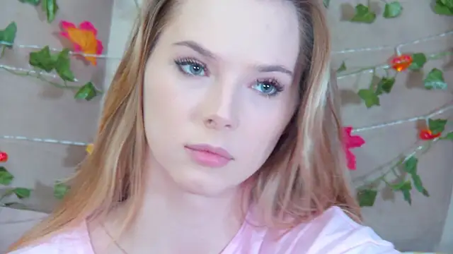 Snapshot of GentleRossi chatting on September 29, 2025, 9:08 pm GentleRossi online show from September 29, 2025, 9:08 pm