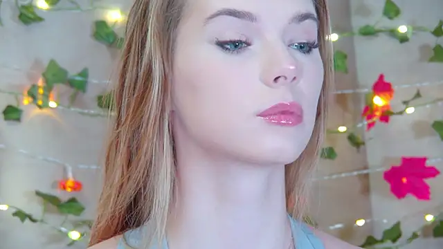 Snapshot of GentleRossi chatting on September 30, 2025, 3:28 pm GentleRossi online show from September 30, 2025, 3:28 pm