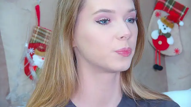 GentleRossi online show from November 28, 2025, 3:04 pm