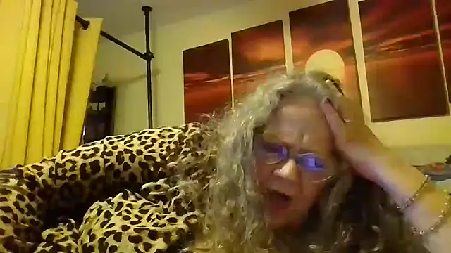 Snapshot of DestineeLoverGirl chatting on June 16, 2026, 1:36 pm DestineeLoverGirl online show from June 16, 2026, 1:36 pm