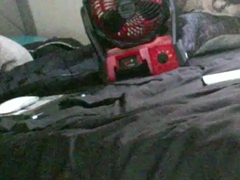 montydxxxx online show from September 29, 2025, 2:22 pm