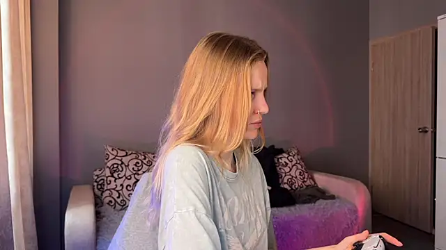 Snapshot of Chanel_Gill chatting on September 18, 2025, 6:37 am Chanel Gill online show from September 18, 2025, 6:37 am